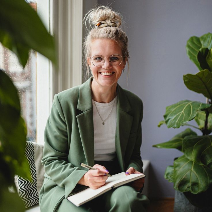 Преподаватель 4